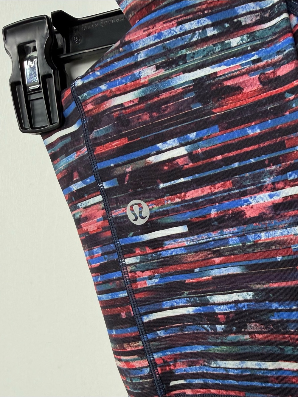 lululemon Abstract Print Leggings Size 6